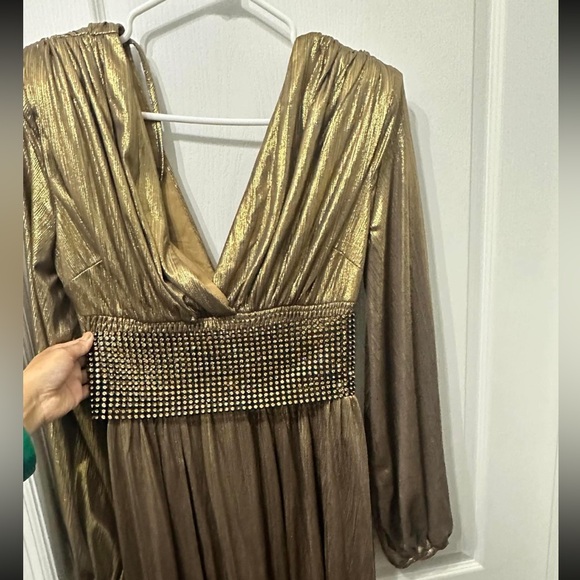 Gold dress. Size M. Worn one time for a photoshoot. Like New. - Picture 2 of 5